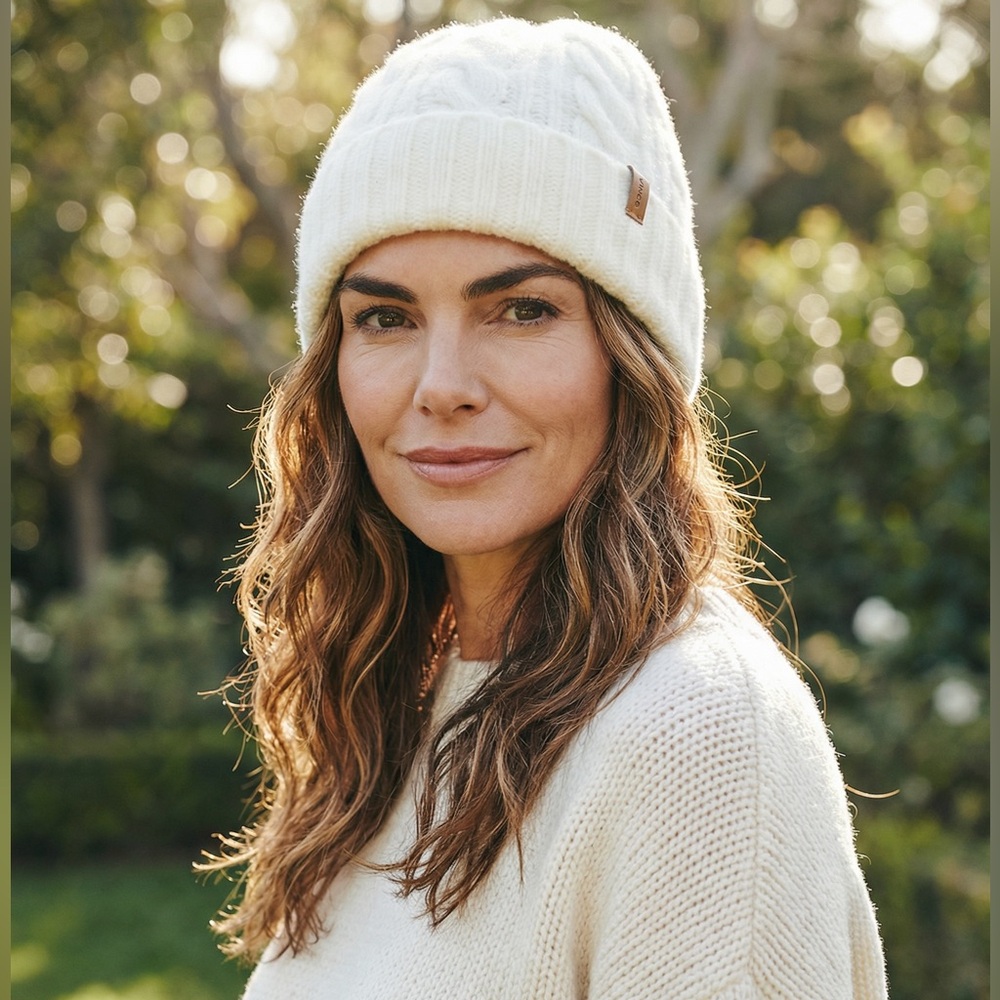 Vince Cream Cable-Knit Beanie